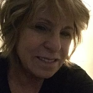 Meet your Posher, Debra